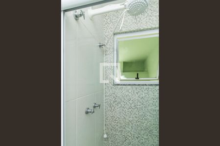 Casa à venda com 180m², 2 quartos e 1 vagaDetalhe do Banheiro da Suíte 2