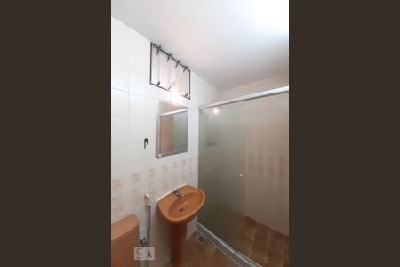 Apartamento à venda com 77m², 3 quartos e 1 vaga Apartamento à venda com 77m², 3 quartos e 1 vagaBanheiro