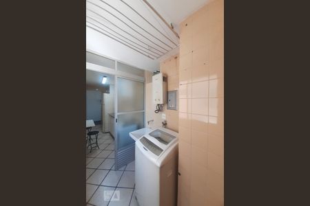 Apartamento à venda com 77m², 3 quartos e 1 vaga Apartamento à venda com 77m², 3 quartos e 1 vagaÁrea de Serviço