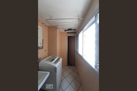 Apartamento à venda com 77m², 3 quartos e 1 vaga Apartamento à venda com 77m², 3 quartos e 1 vagaÁrea de Serviço