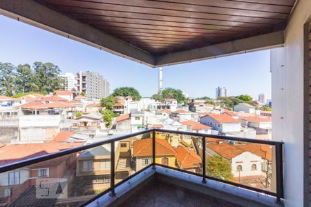 Apartamento à venda com 700m², 4 quartos e 4 vagas Apartamento à venda com 700m², 4 quartos e 4 vagasVaranda
