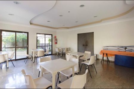 Apartamento à venda com 700m², 4 quartos e 4 vagas Apartamento à venda com 700m², 4 quartos e 4 vagasÁrea Comum