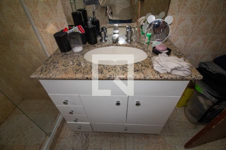 Casa à venda com 87m², 2 quartos e 1 vaga Casa à venda com 87m², 2 quartos e 1 vagaBanheiro