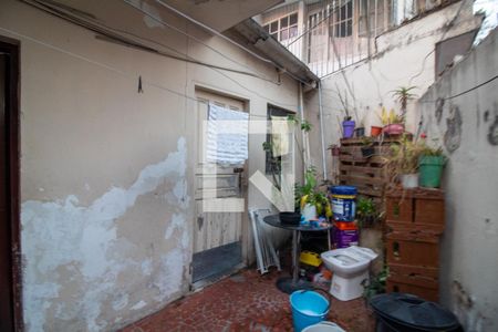 Casa à venda com 87m², 2 quartos e 1 vaga Casa à venda com 87m², 2 quartos e 1 vagaÁrea de Serviço - Quintal