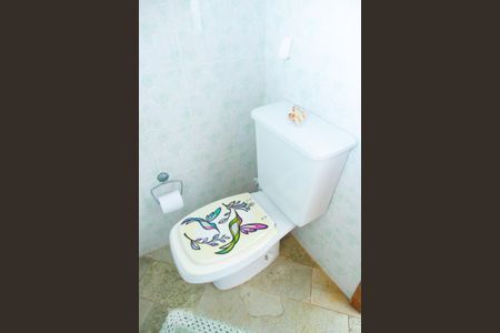 Apartamento à venda com 150m², 3 quartos e 2 vagas Apartamento à venda com 150m², 3 quartos e 2 vagasLavabo