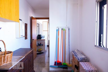 Apartamento à venda com 150m², 3 quartos e 2 vagas Apartamento à venda com 150m², 3 quartos e 2 vagasQuarto da Lavanderia