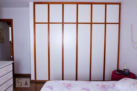 Apartamento à venda com 150m², 3 quartos e 2 vagas Apartamento à venda com 150m², 3 quartos e 2 vagasSuite 1