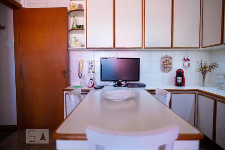 Apartamento à venda com 150m², 3 quartos e 2 vagas Apartamento à venda com 150m², 3 quartos e 2 vagasCozinha