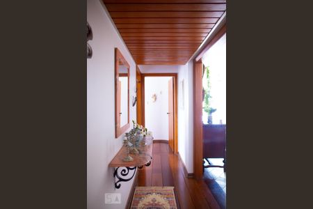 Apartamento à venda com 150m², 3 quartos e 2 vagas Apartamento à venda com 150m², 3 quartos e 2 vagasCorredor