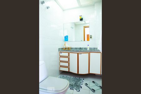 Apartamento à venda com 150m², 3 quartos e 2 vagas Apartamento à venda com 150m², 3 quartos e 2 vagasSuite 2 Banheiro