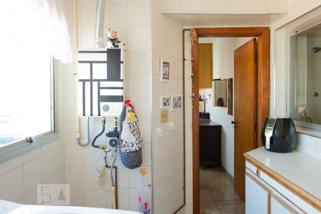 Apartamento à venda com 150m², 3 quartos e 2 vagas Apartamento à venda com 150m², 3 quartos e 2 vagasLavanderia