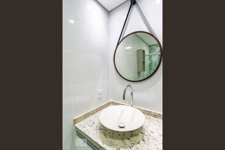 Banheiro de apartamento para alugar com 1 quarto, 38m² em Vila Ema, São Paulo