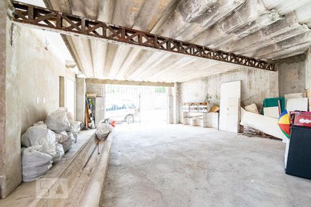 Garagem de casa à venda com 3 quartos, 250m² em Jabaquara, São Paulo