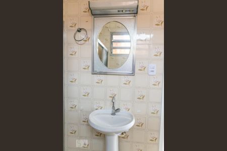 Casa para alugar com 70m², 2 quartos e sem vagaBanheiro