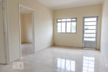 Sala de casa para alugar com 2 quartos, 70m² em Vila Maria Baixa, São Paulo