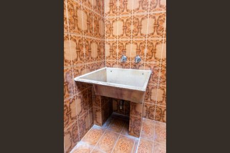 Casa para alugar com 70m², 2 quartos e sem vagaÁrea de serviço