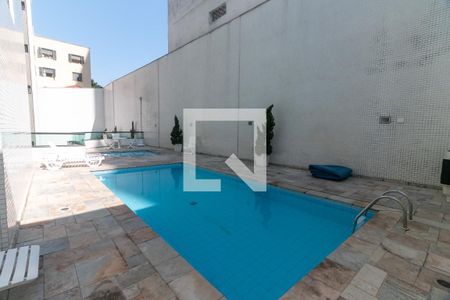 Apartamento à venda com 258m², 3 quartos e 3 vagasÁrea comum - Piscina