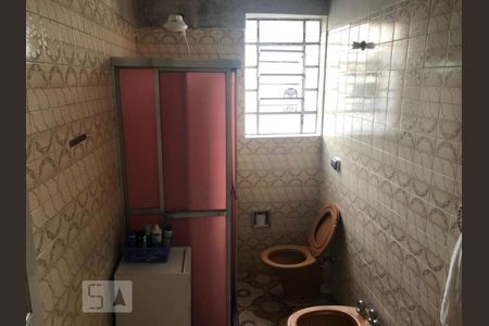 Casa à venda com 200m², 3 quartos e 1 vaga Casa à venda com 200m², 3 quartos e 1 vagaBanheiro