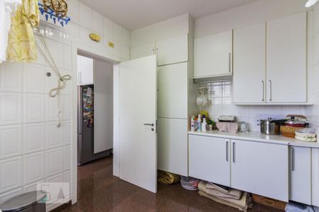 Apartamento à venda com 252m², 4 quartos e 3 vagasÁrea de Serviço