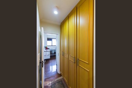 Apartamento à venda com 252m², 4 quartos e 3 vagasQuarto