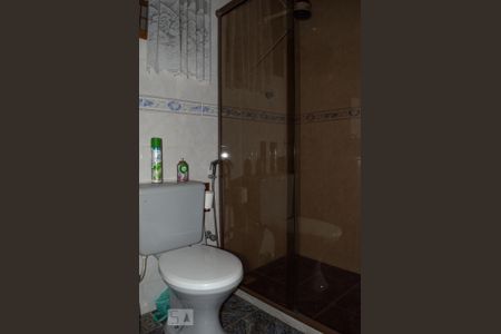 Casa de condomínio para alugar com 180m², 3 quartos e 3 vagas Casa de condomínio para alugar com 180m², 3 quartos e 3 vagasBanheiro 1