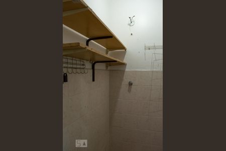 Casa de condomínio para alugar com 180m², 3 quartos e 3 vagas Casa de condomínio para alugar com 180m², 3 quartos e 3 vagasÁrea de Serviço