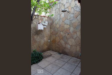 Casa de condomínio para alugar com 180m², 3 quartos e 3 vagas Casa de condomínio para alugar com 180m², 3 quartos e 3 vagasQuintal
