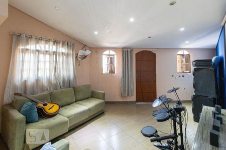 Casa à venda com 80m², 3 quartos e sem vaga Casa à venda com 80m², 3 quartos e sem vagaQuarto 3