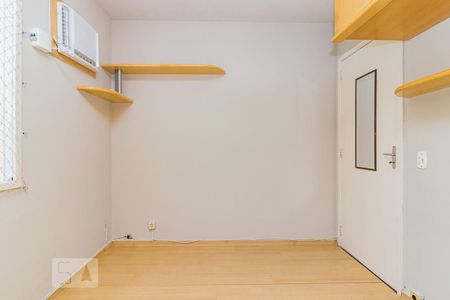 Dormitório de apartamento para alugar com 1 quarto, 49m² em Partenon, Porto Alegre