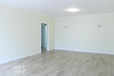 Sala de casa para alugar com 3 quartos, 182m² em Rudge Ramos, São Bernardo do Campo