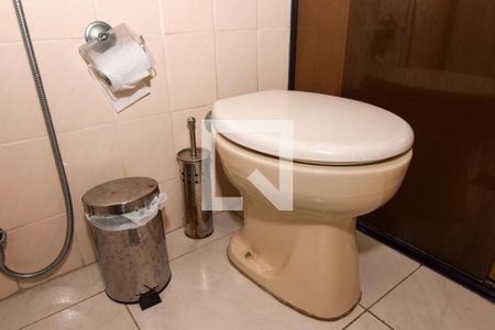 Apartamento para alugar com 74m², 2 quartos e 1 vaga Apartamento para alugar com 74m², 2 quartos e 1 vagaBanheiro