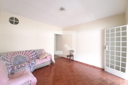 Sala de casa à venda com 4 quartos, 80m² em Santa Branca, Belo Horizonte