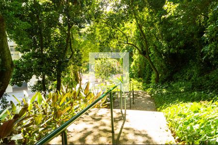 Apartamento à venda com 250m², 4 quartos e 2 vagas Apartamento à venda com 250m², 4 quartos e 2 vagasÁrea comum