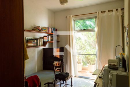 Apartamento à venda com 250m², 4 quartos e 2 vagas Apartamento à venda com 250m², 4 quartos e 2 vagasQuarto 3