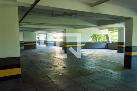 Apartamento à venda com 250m², 4 quartos e 2 vagas Apartamento à venda com 250m², 4 quartos e 2 vagasGaragem