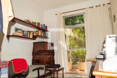 Apartamento à venda com 250m², 4 quartos e 2 vagas Apartamento à venda com 250m², 4 quartos e 2 vagasQuarto 3