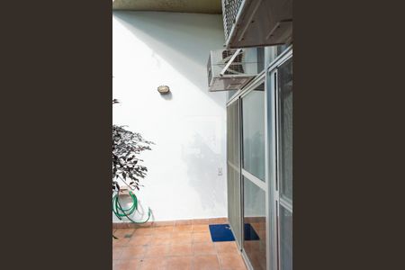 Apartamento à venda com 250m², 4 quartos e 2 vagas Apartamento à venda com 250m², 4 quartos e 2 vagasvaranda dos quartos