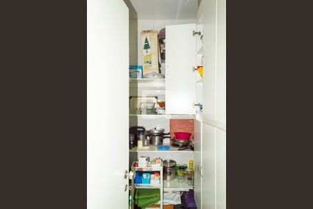 Apartamento à venda com 250m², 4 quartos e 2 vagas Apartamento à venda com 250m², 4 quartos e 2 vagasDetalhe cozinha