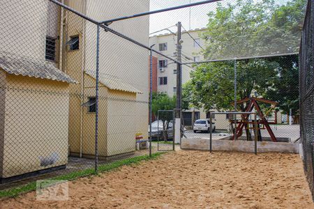 Apartamento à venda com 43m², 2 quartos e 1 vaga Apartamento à venda com 43m², 2 quartos e 1 vagaÁrea comum - Quadra Esportiva