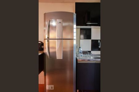 Apartamento à venda com 43m², 2 quartos e 1 vaga Apartamento à venda com 43m², 2 quartos e 1 vagaCozinha e Área de Serviço