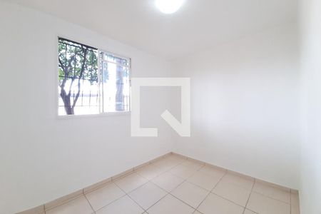 Quarto 2 de apartamento para alugar com 3 quartos, 63m² em Guarani, Belo Horizonte