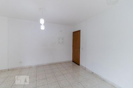 Apartamento para alugar com 47m², 2 quartos e 1 vagaSala