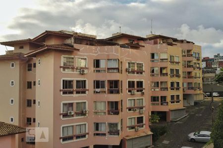 Apartamento para alugar com 70m², 2 quartos e 1 vaga Apartamento para alugar com 70m², 2 quartos e 1 vagaFachada do bloco