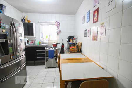 Apartamento para alugar com 71m², 2 quartos e sem vagacozinha