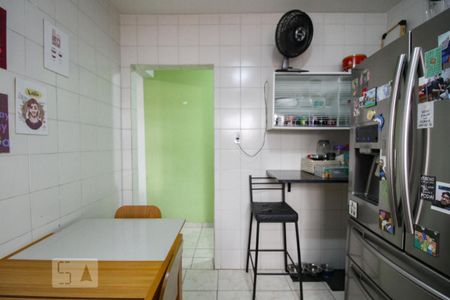 Apartamento para alugar com 71m², 2 quartos e sem vagaCozinha - Armários