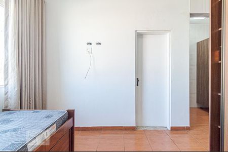 Sala/Quarto de kitnet/studio para alugar com 1 quarto, 35m² em Santa Ifigênia, São Paulo