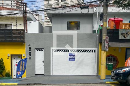 Casa para alugar com 400m², 5 quartos e 2 vagasFachada 