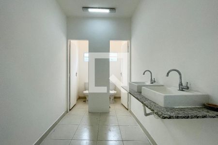 Casa para alugar com 400m², 5 quartos e 2 vagasLavabos