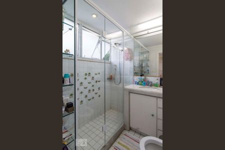 Casa à venda com 431m², 4 quartos e 5 vagasBanheiro