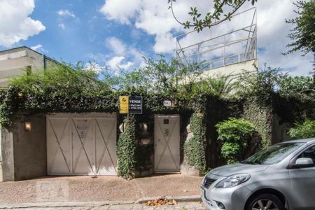Casa à venda com 431m², 4 quartos e 5 vagasÁrea Externa